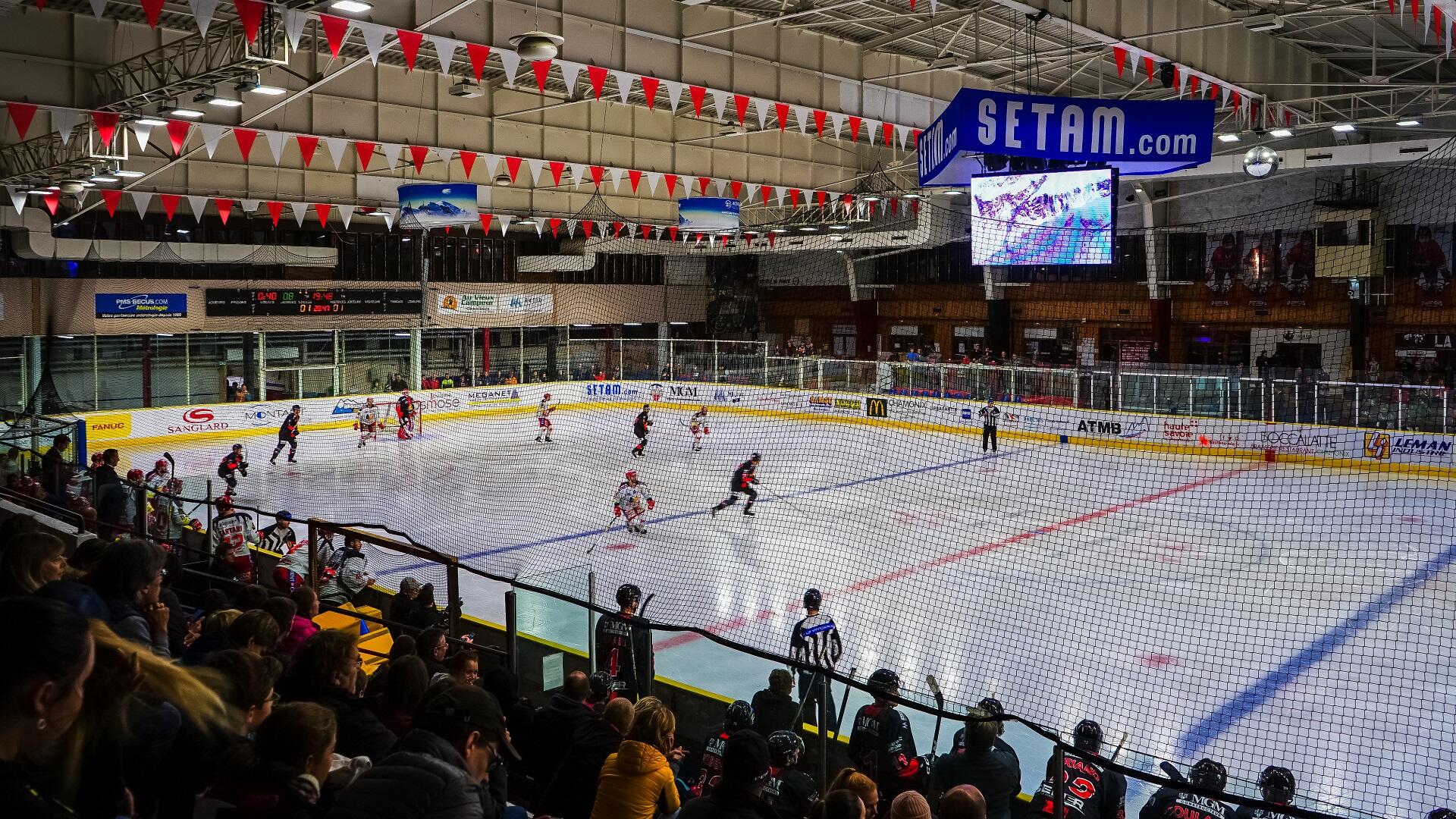 skating-rink-and-hockey-games-chamonix-mont-blanc